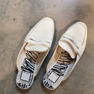 Dolce Vita Leather Slider